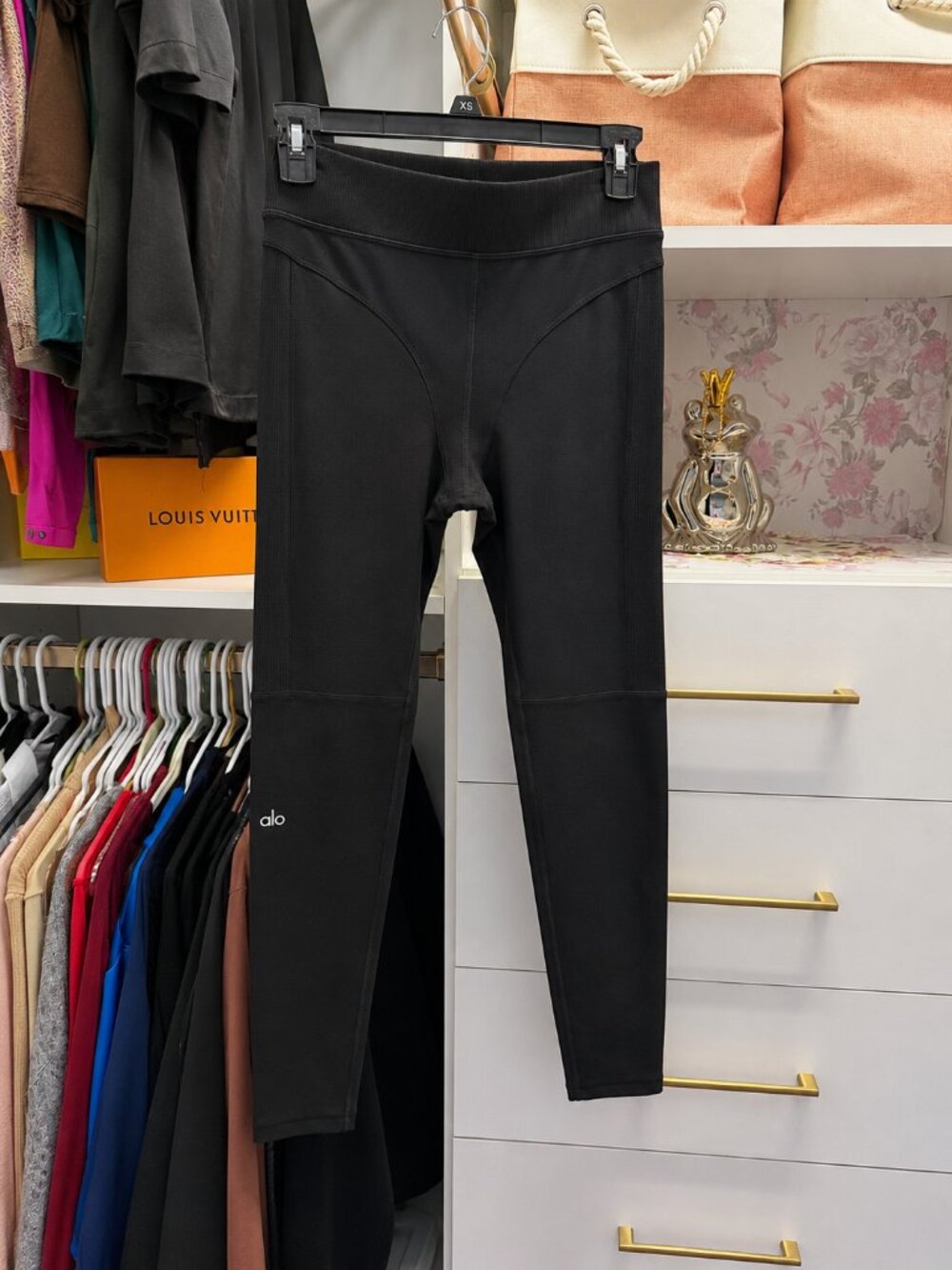Alo Yoga Black High-Waist Leggings – Women's Medium